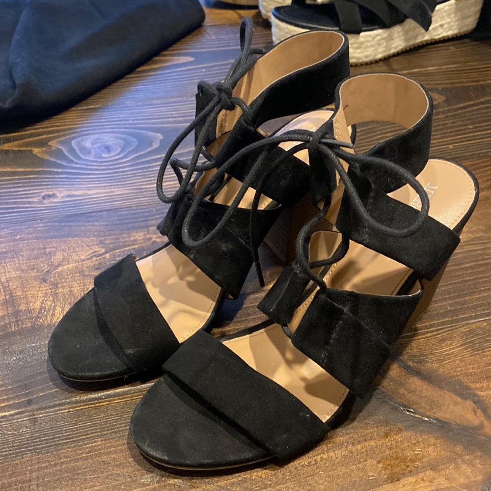 Merona 8.5 Black Strappy Heels